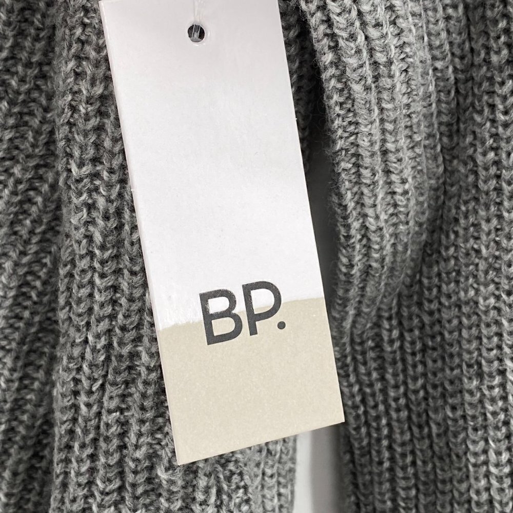 BP. Gray Oversized V-Neck Sweater Size XS - Picture 7 of 7